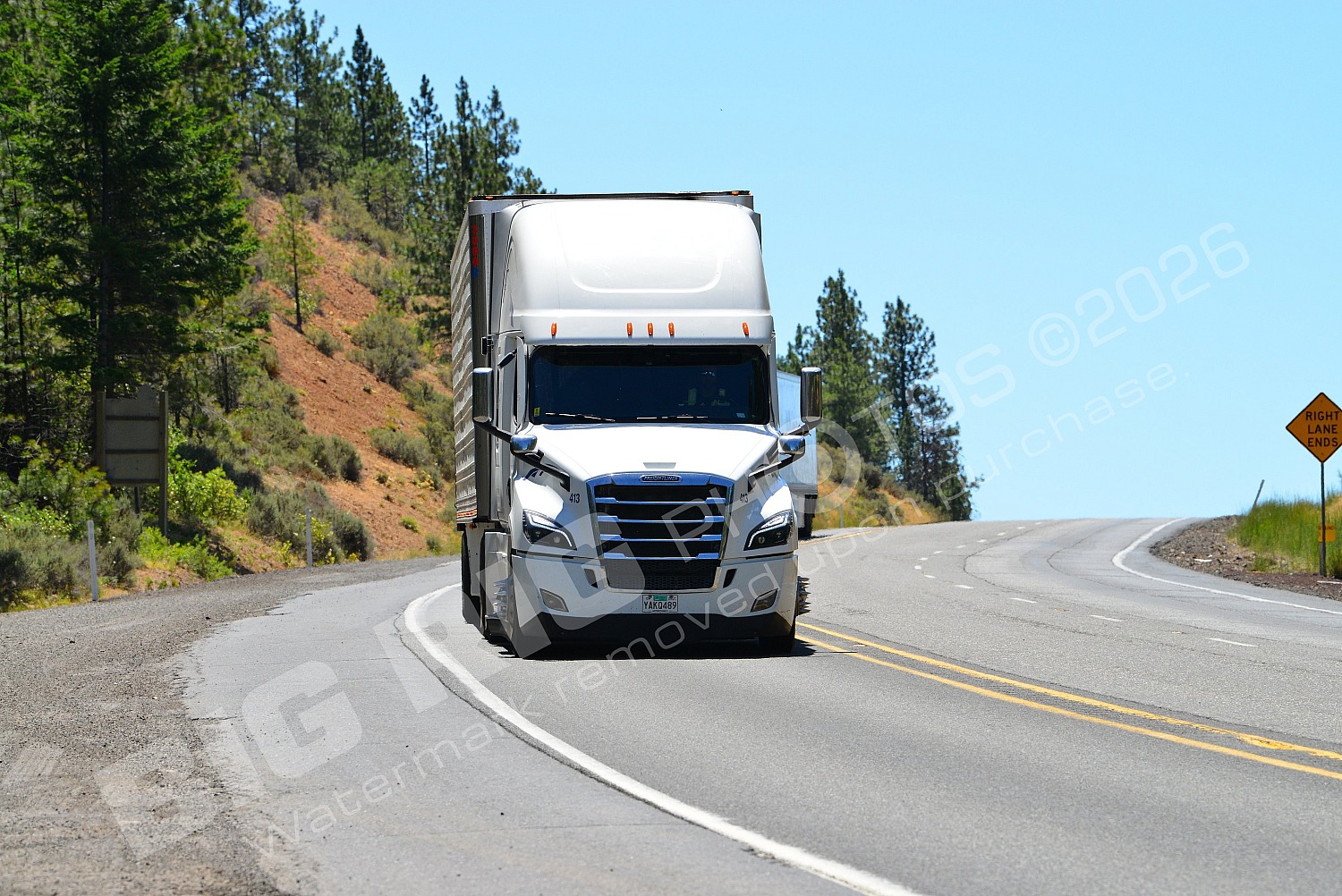 413, BBB, Dry Van, Freightliner Trucks, yakq489