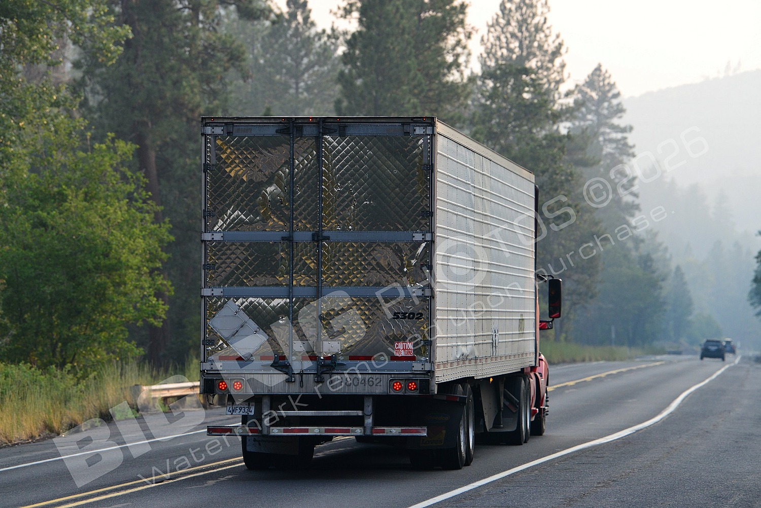 5302, 5502, BBF, Dry Van, Reefer, VN, Volvo, red, white, zp68869