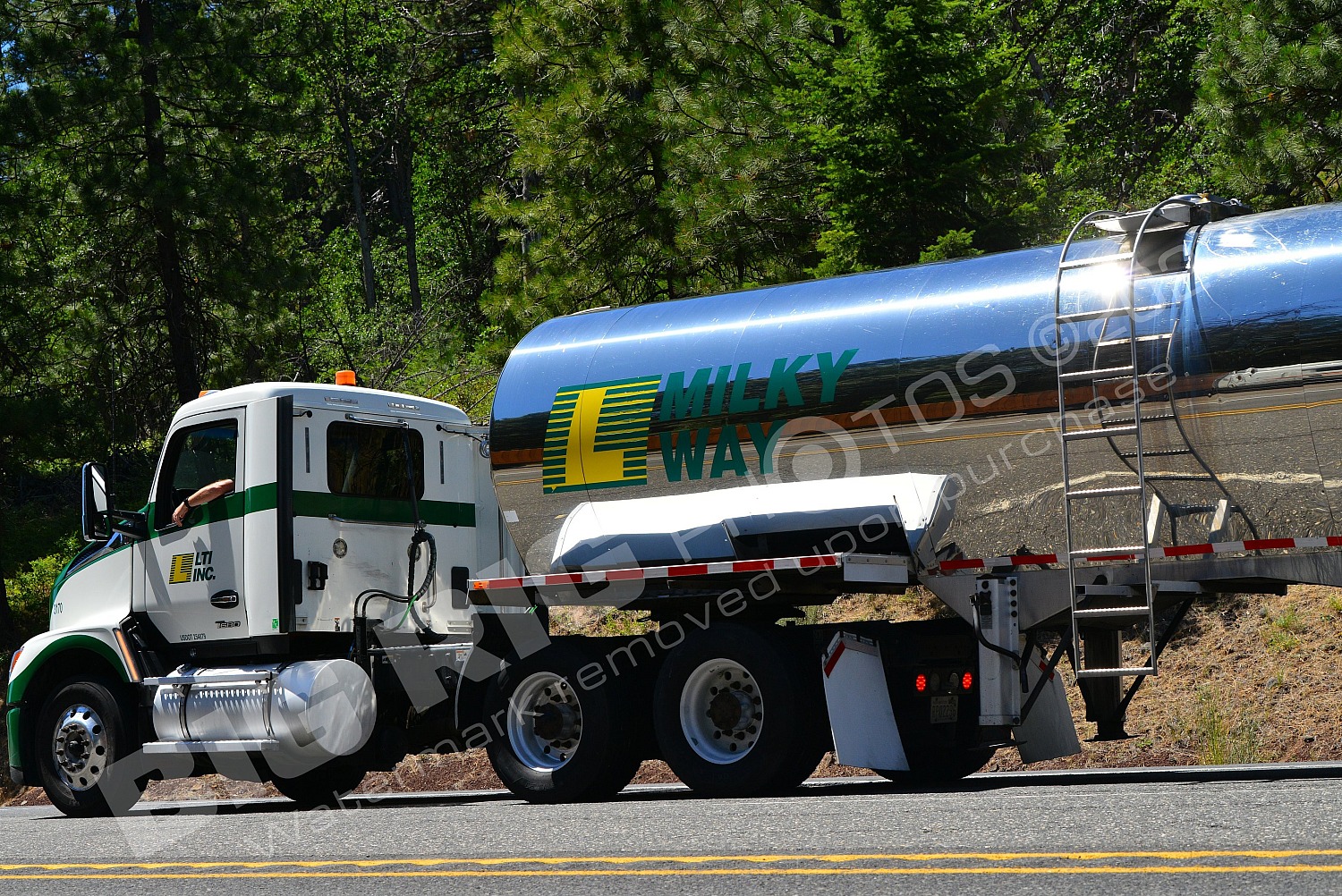 7710, BBB, Ford, Tanker, usdot254079