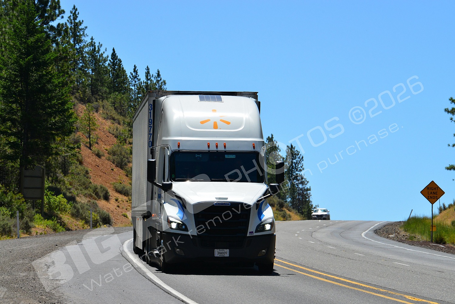 319770, 3ha809, BBB, Dry Van, Freightliner Trucks, Walm, Walmart