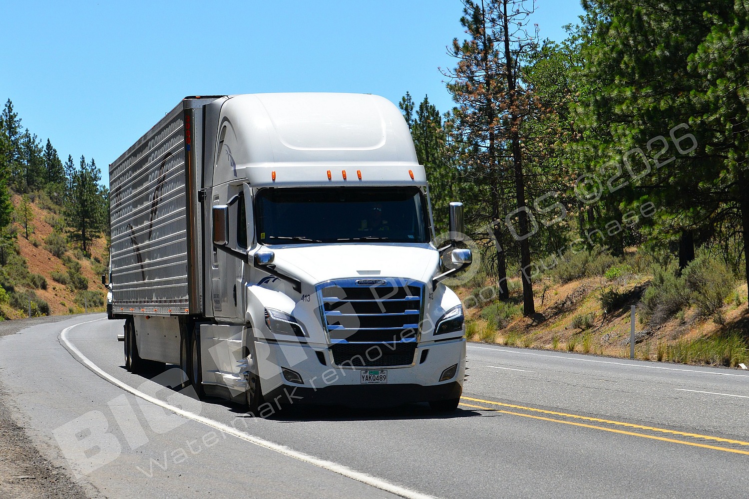 413, BBB, Dry Van, Freightliner Trucks, Reefer, yakq489