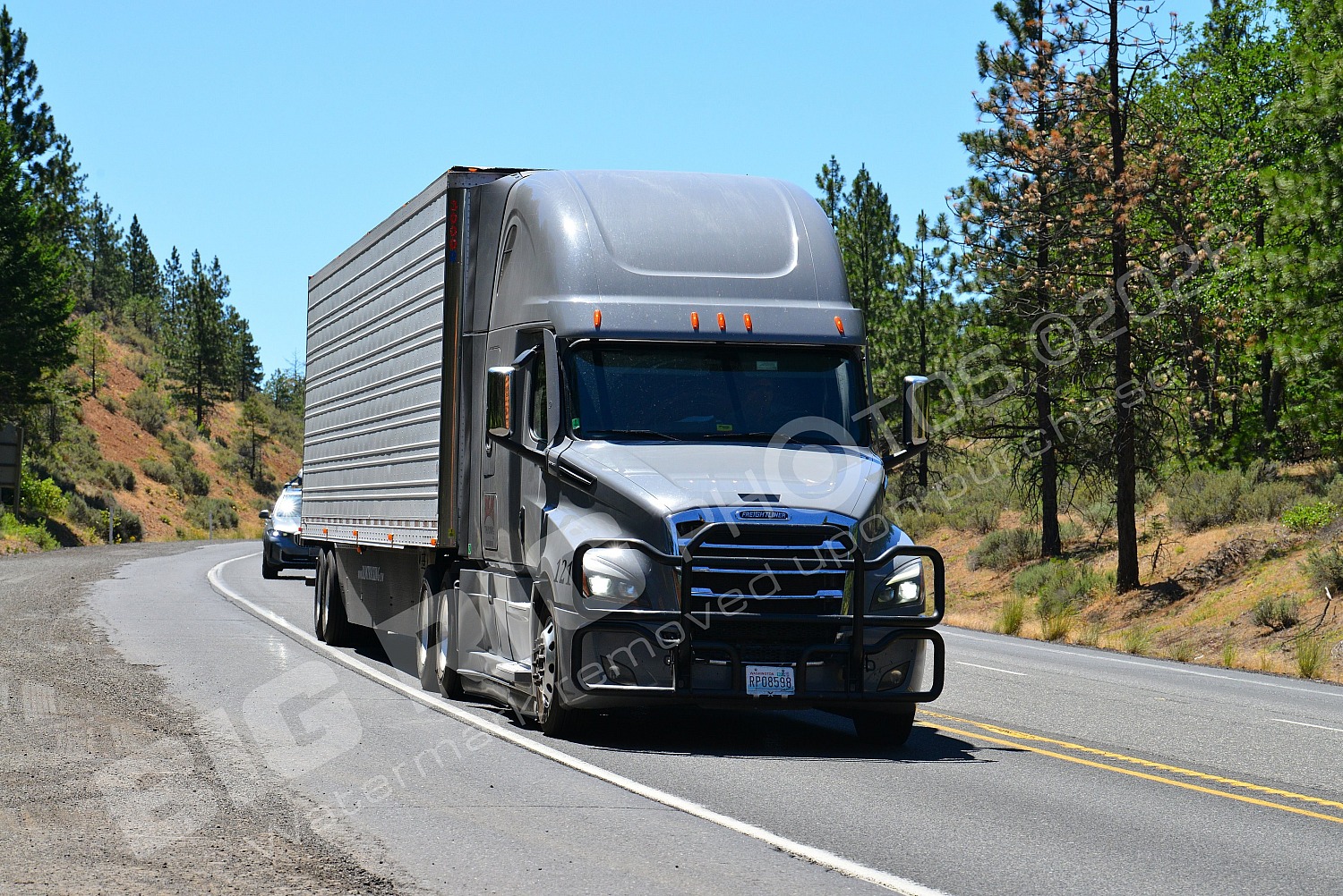 121, BBB, Dry Van, Freightliner Trucks, rp08598