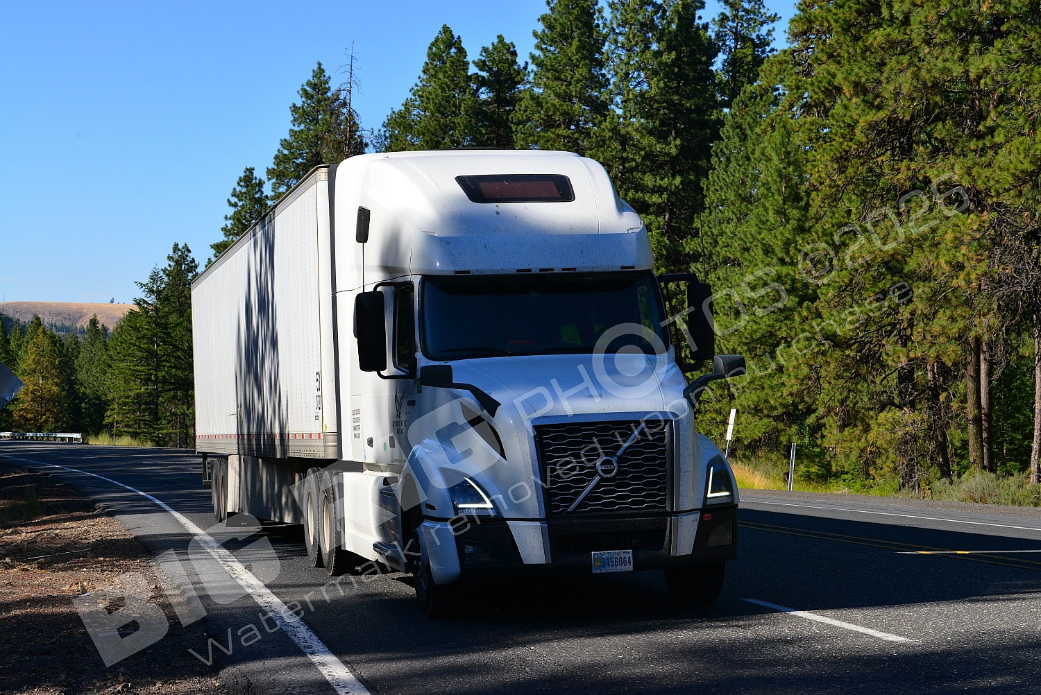 3456064, BBB, Dry Van, Volvo