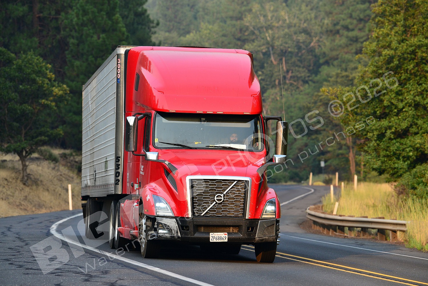 5302, BBF, Dry Van, Reefer, Volvo, zp68869