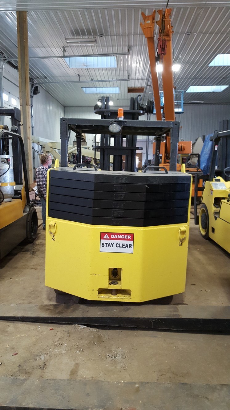 25,000lb. to 35,000lb. Capacity Hoist Forklift For Sale