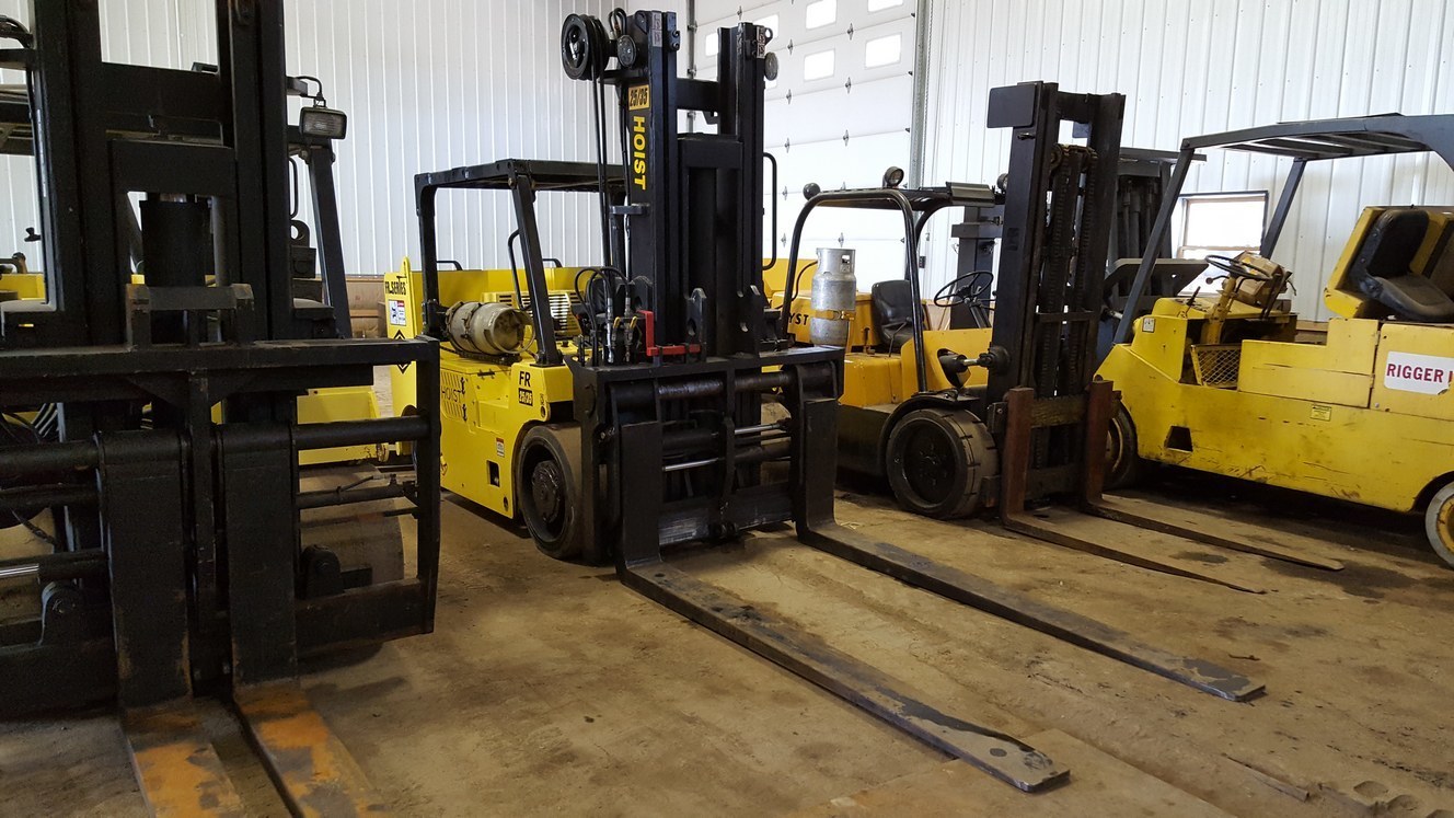 25,000lb. to 35,000lb. Capacity Hoist Forklift For Sale