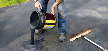 Asphalt driveway sealcoating denver