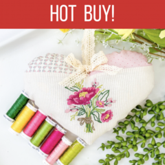 Hot Buy Heart Floral Pillow Kit