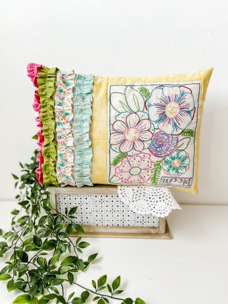 Ruffle Bloom Pillow Kit