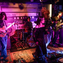 Download allowed with proper photo credit- Image by Kunhardt Photography