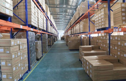 仓库用地属于物流仓储用地范畴,一般情形下资质齐全的住宅用地可以用