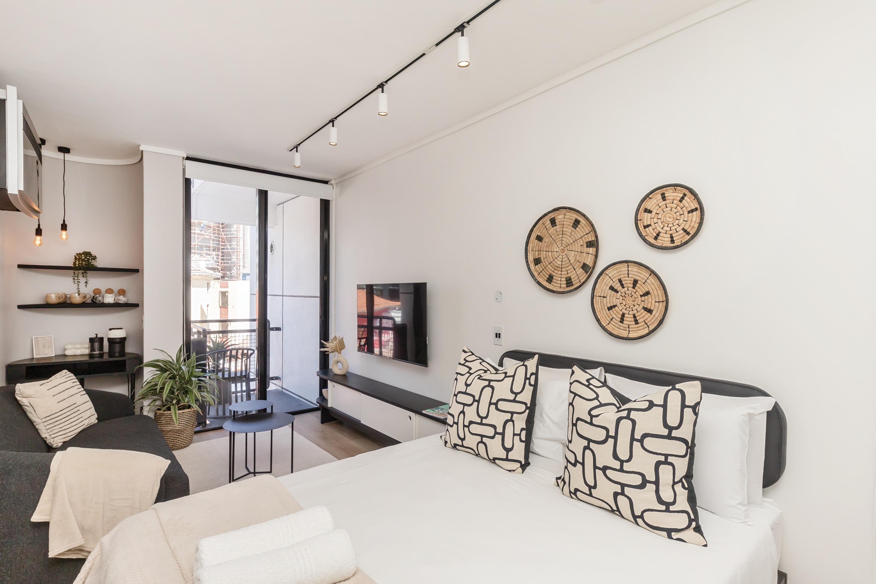 Central Sea Point Studio featured image