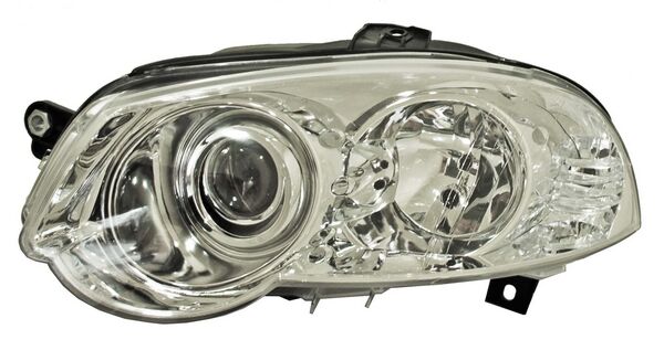Faro Ram 700 2015 2016 2017 2018 2019 2020/ Fiat Palio/ Strada 2008 2009 2010 2011 2012 2013 2014/ Albea 2009 2010 2011 Fondo Cromado IZQUIERDO (LADO PILOTO) código 20-C342-05-6B