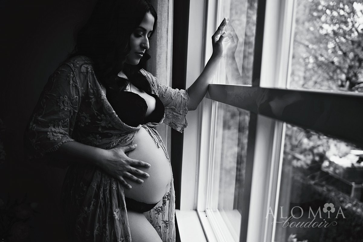 / The Magic of Maternity Boudoir / Boudoir Blog