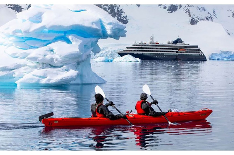 kayaking in Antarctica 