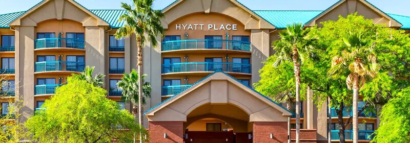 Photo of the exterior front of the Hyatt Place Tempe Phoenix Airport hotel