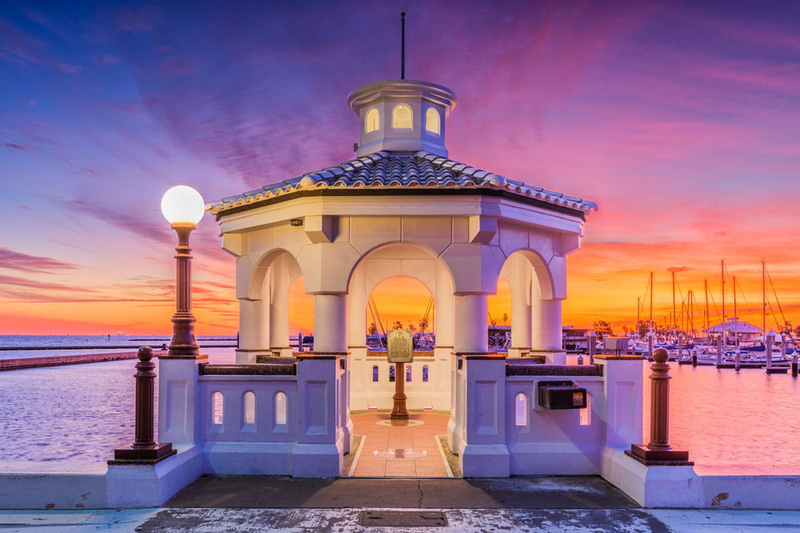 A Corpus Christi gazebo (Miradores del Mar) at sunset
