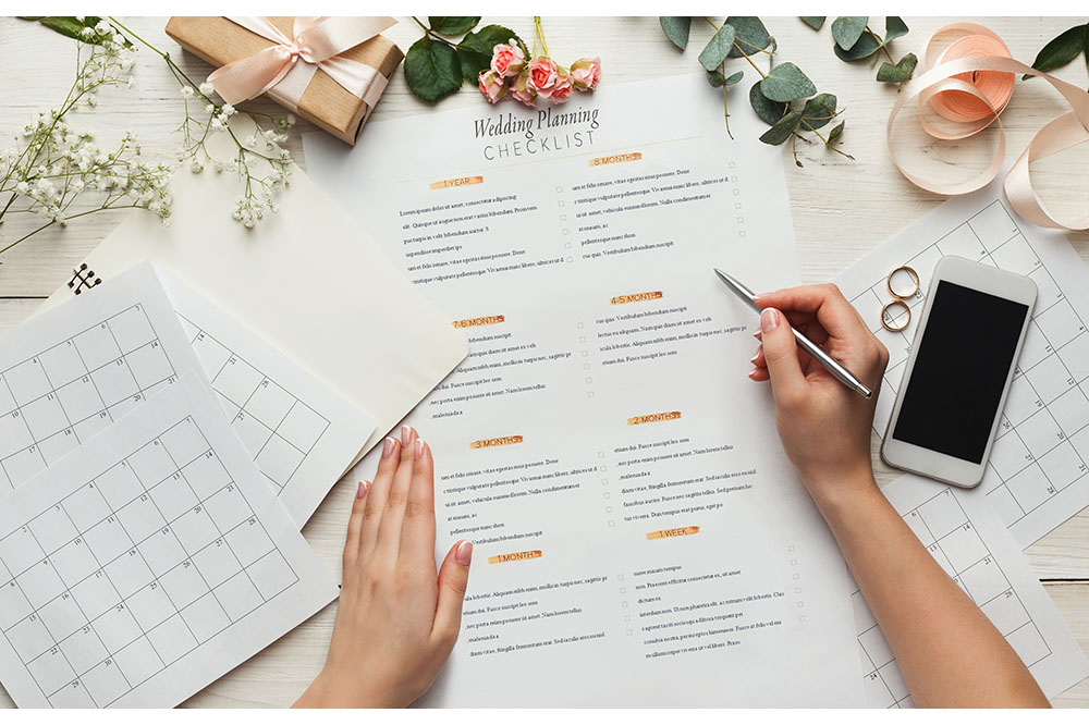 Planning a wedding with ADHD just got a little easier! Try this helpful advice to stay focused and have fun as the wedding day approaches (Photo: Prostock-Studio / iStock)