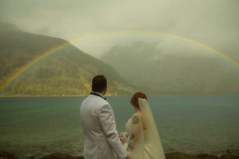 Adventure elopements are trending in 2026! (Photo: Sally Grieshaber Photography)