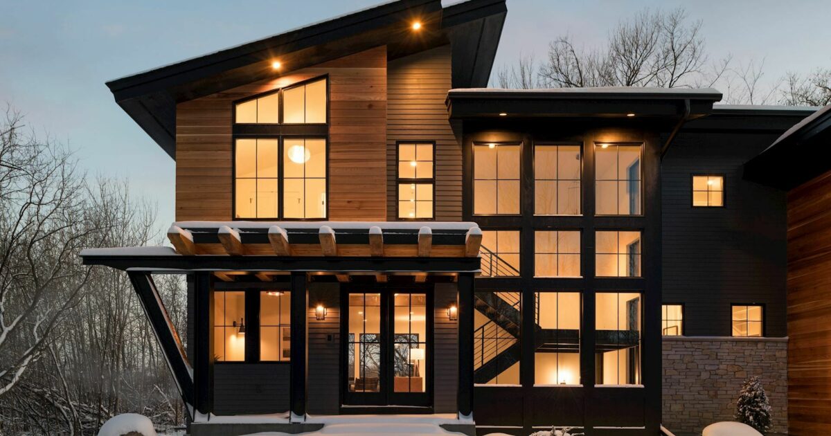 Modern Lakeshore Lodge Sustainable9