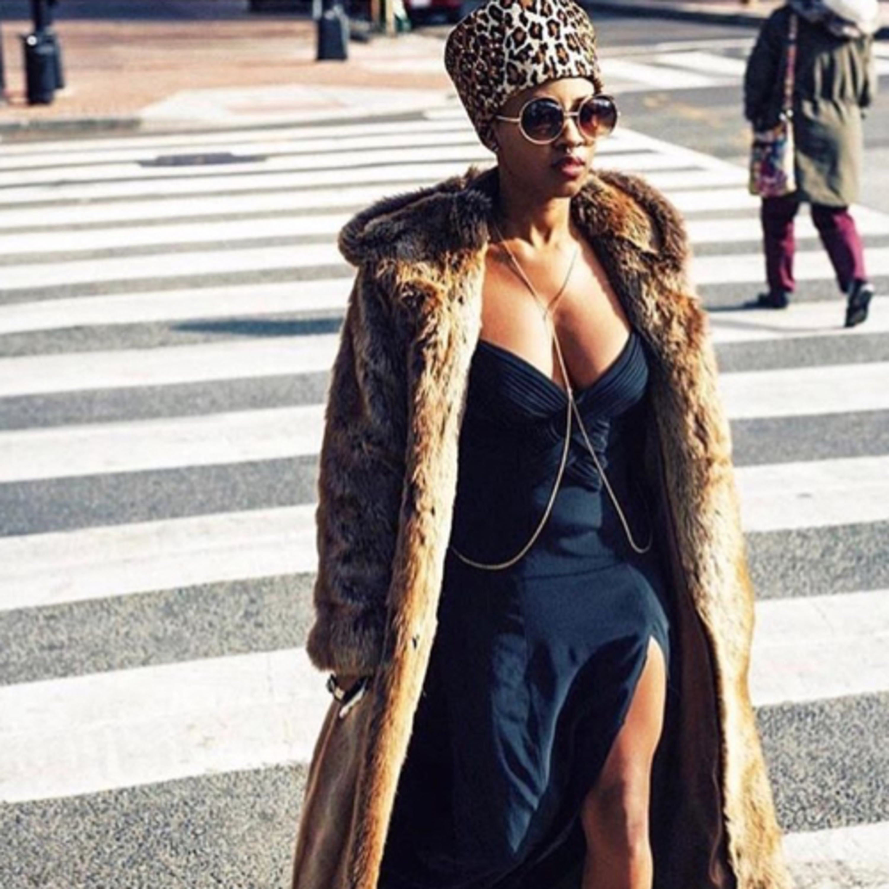 "Dress To Manifest" Guest Segment: Janell @theworkingbeauty