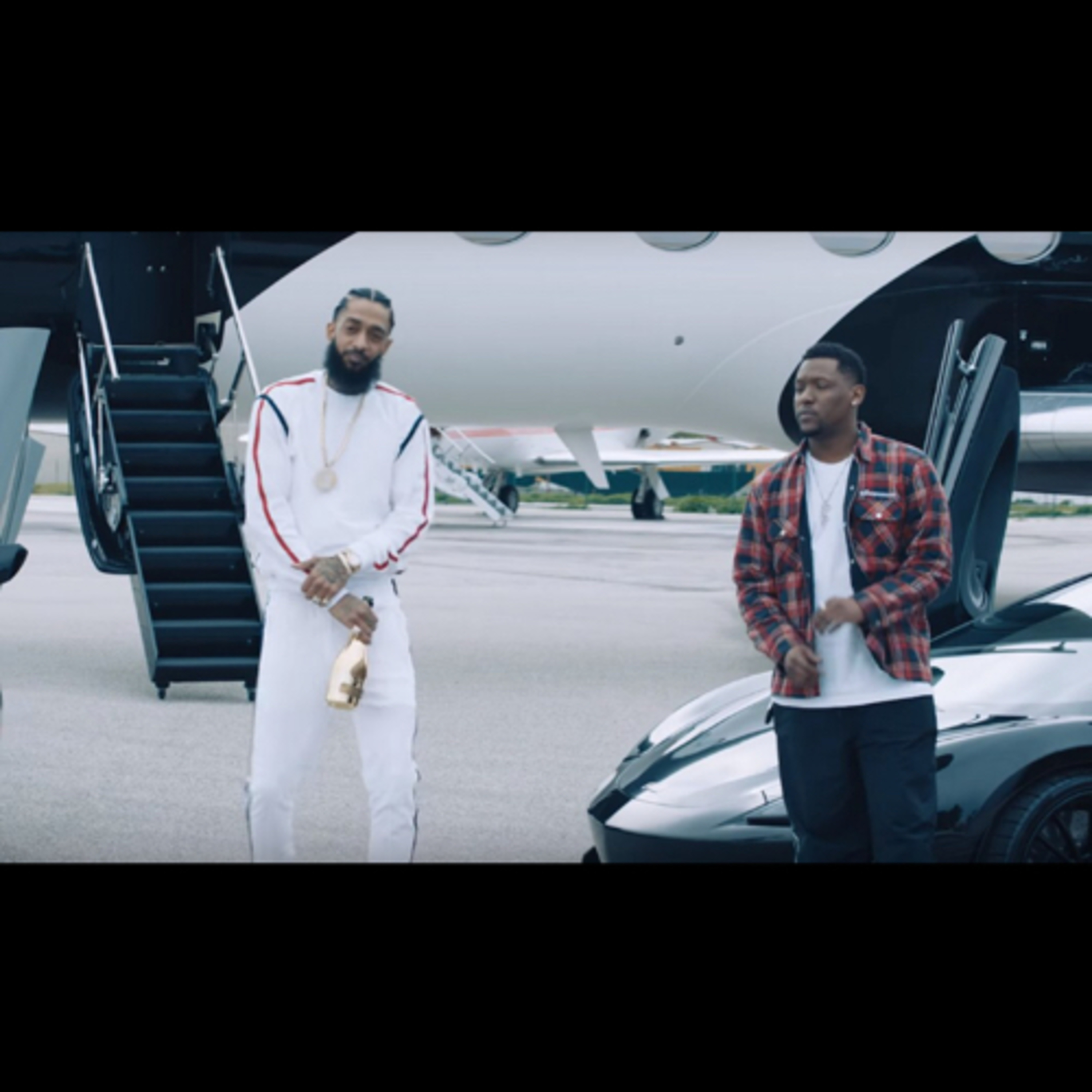 Money In The Middle