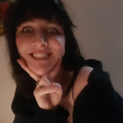 Dating Hotline - Kissing Frogs