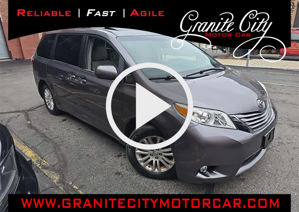 2017 Toyota Sienna XLE photo 56