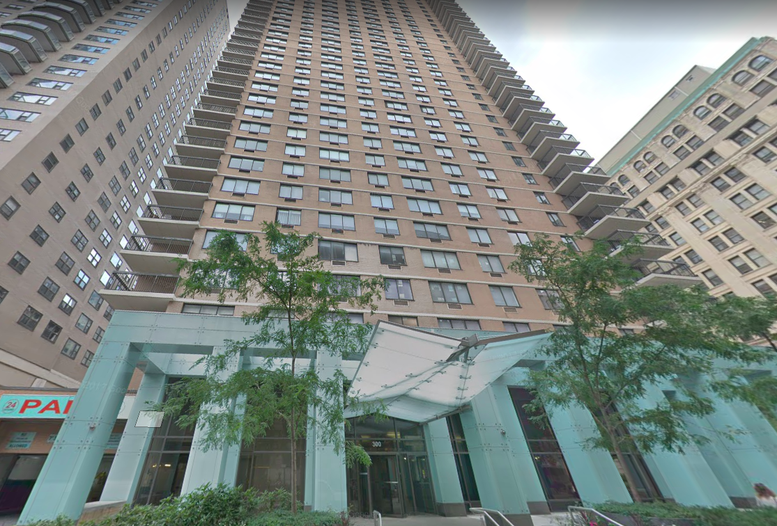 Hilary Gardens  300 Mercer Street