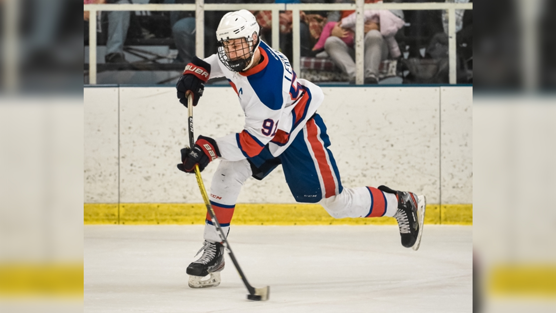 High school hockey star dedicates incredible senior season to his late