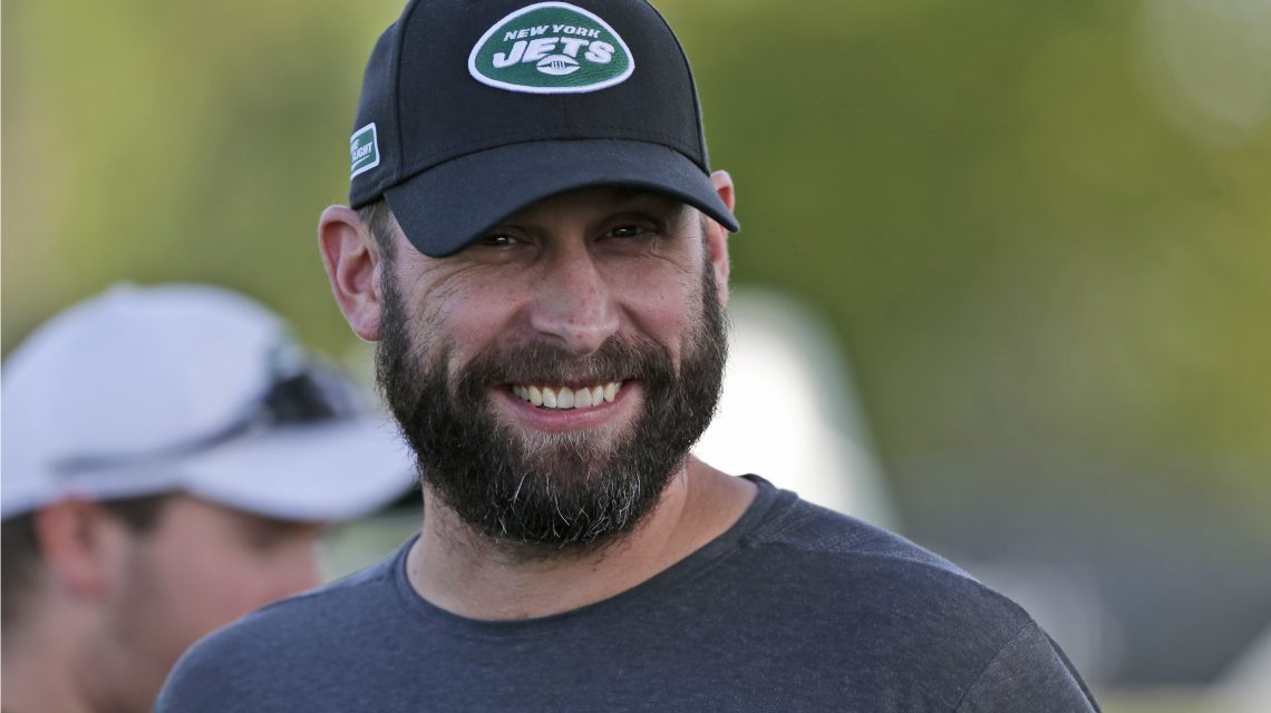 Gase hopes unhappy Adams remains with Jets