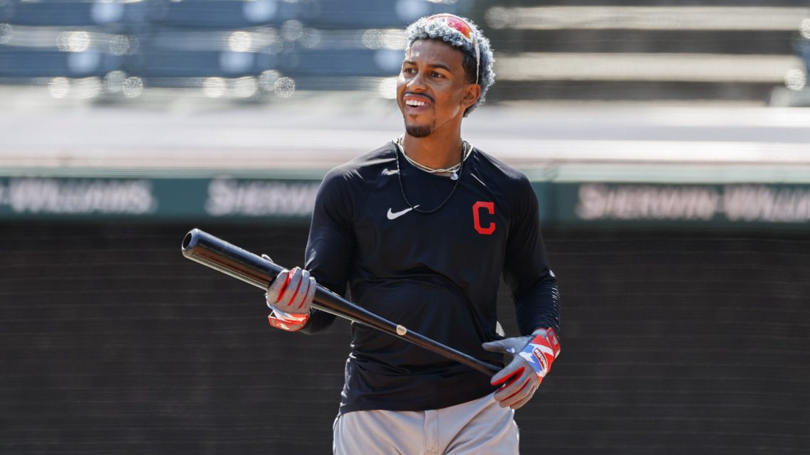 Big stick: Lindor focused on season, not future in Cleveland