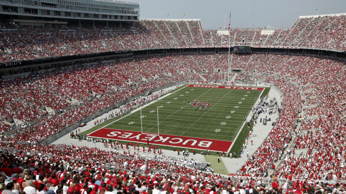 Big Ten football season set to begin on Labor Day weekend