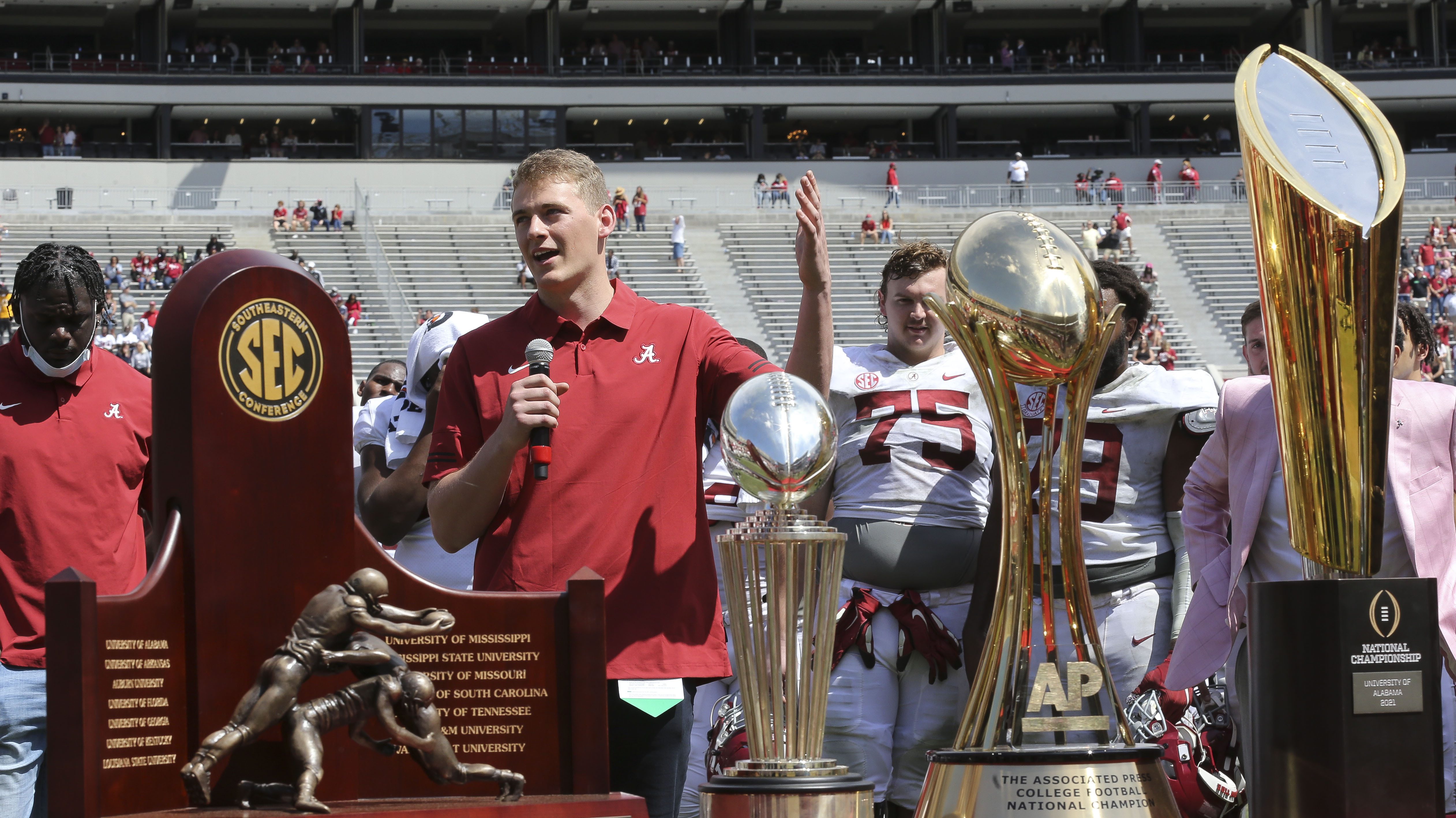 13 players, 5 from Alabama, to attend NFL draft in Cleveland BVM Sports