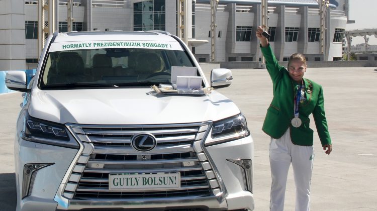 Turkmenistan lauds its first Olympic medalist