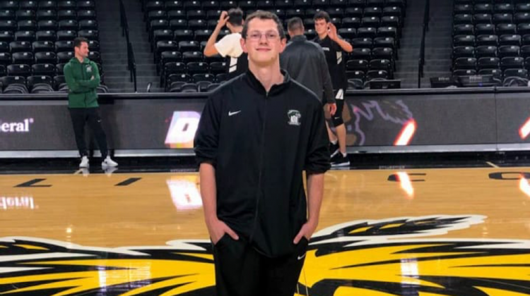 After injury, Chase Beal-Sharp assists the NSU men’s basketball team in other ways