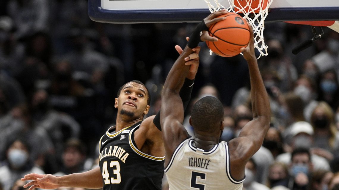 Gillespie scores 28, No. 11 Villanova beats Georgetown 85-74