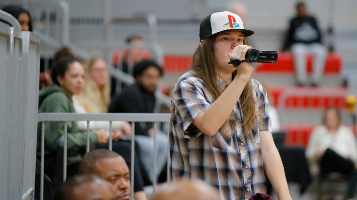 Paving his own way, Hunter Sheppard has become one of Oklahoma’s top prep sports reporters