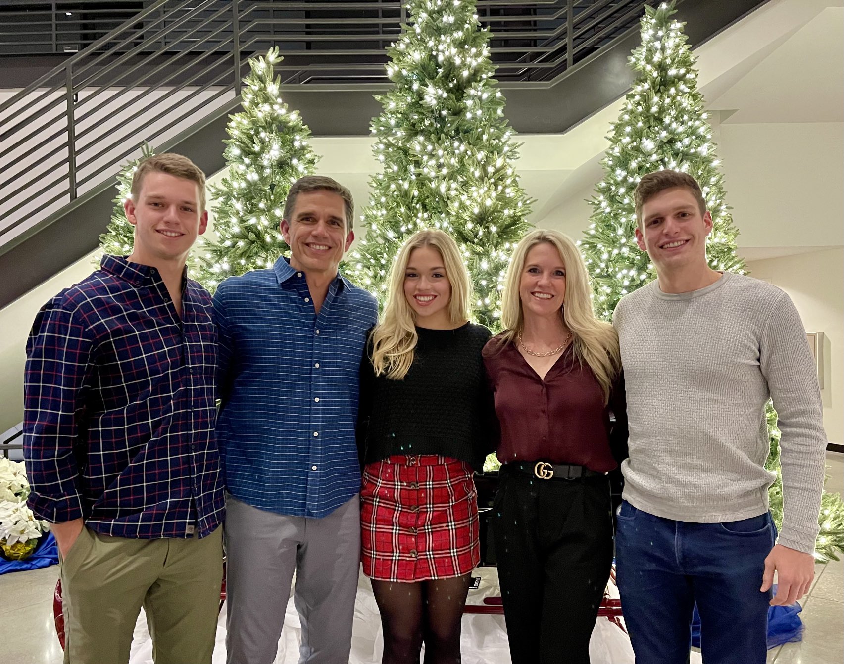 Former NFL QB Trent Green now an analyst and humanitarian