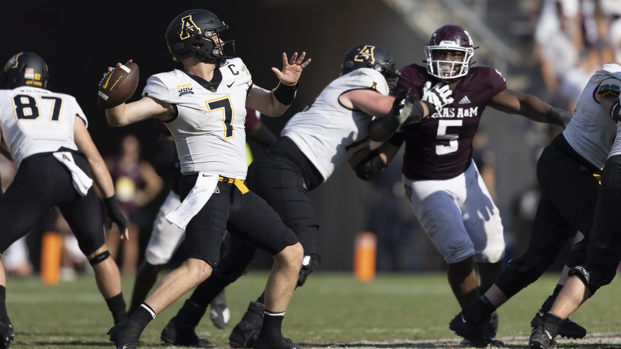 top-5-most-expensive-college-football-upsets