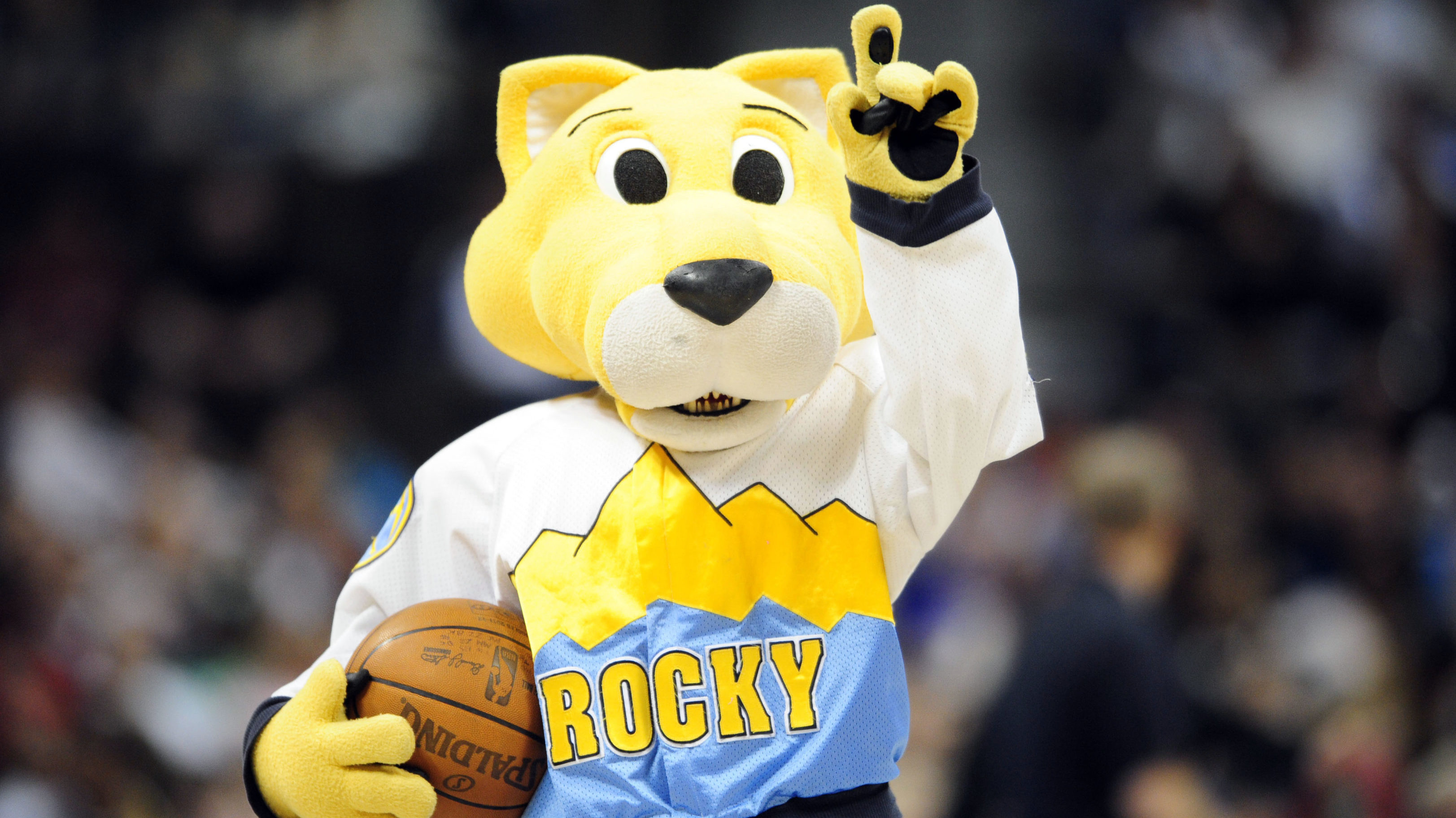 rocky-denver-nuggets-mascot-salary