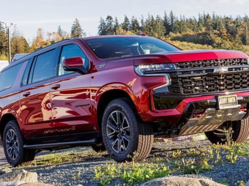 2023 Chevrolet Suburban 4WD Z71