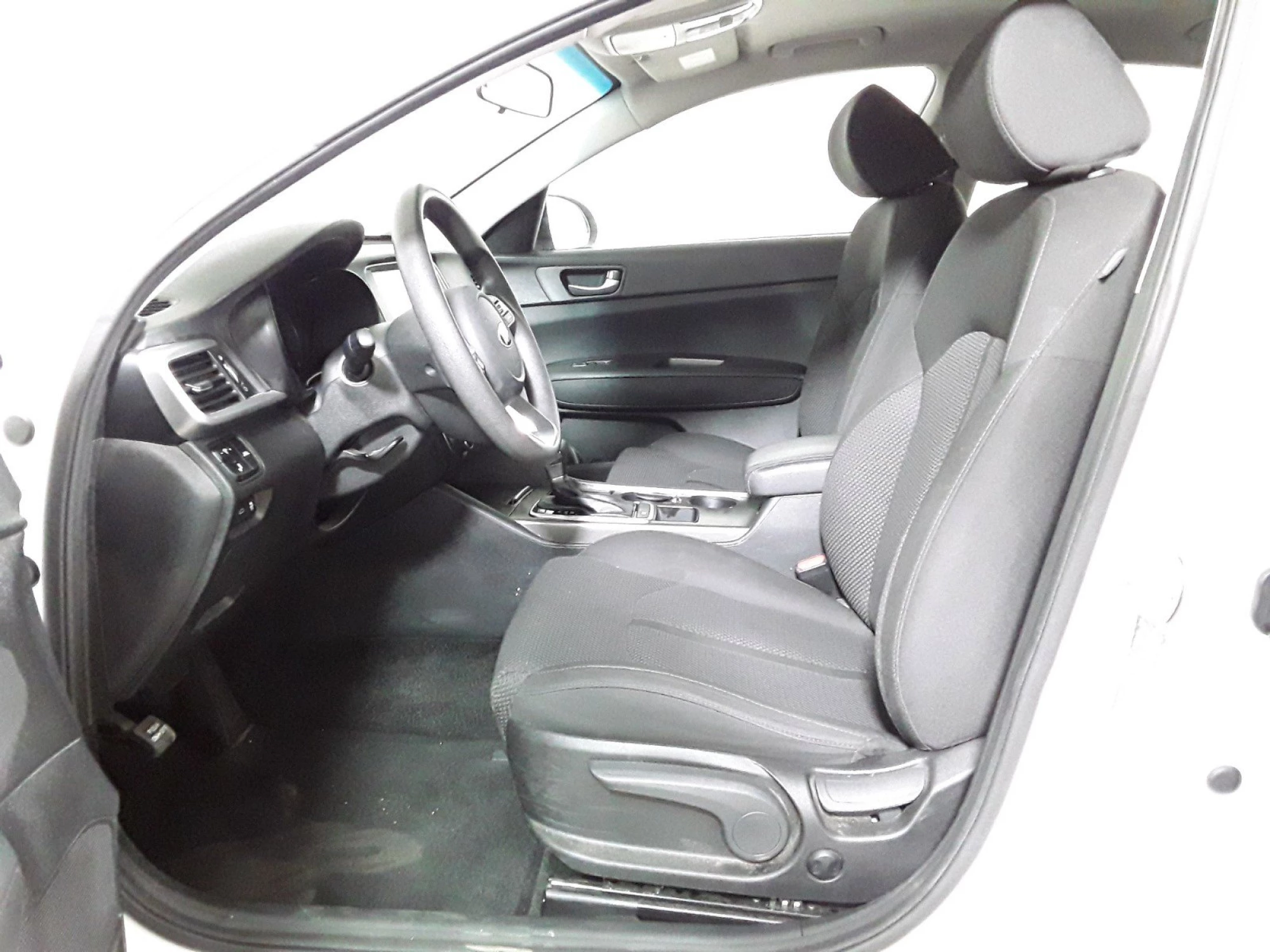 2020 Kia Optima LX Auto