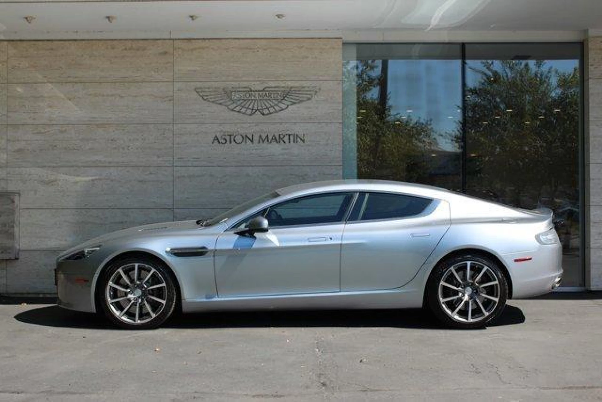 2015 Aston Martin Rapide S Base