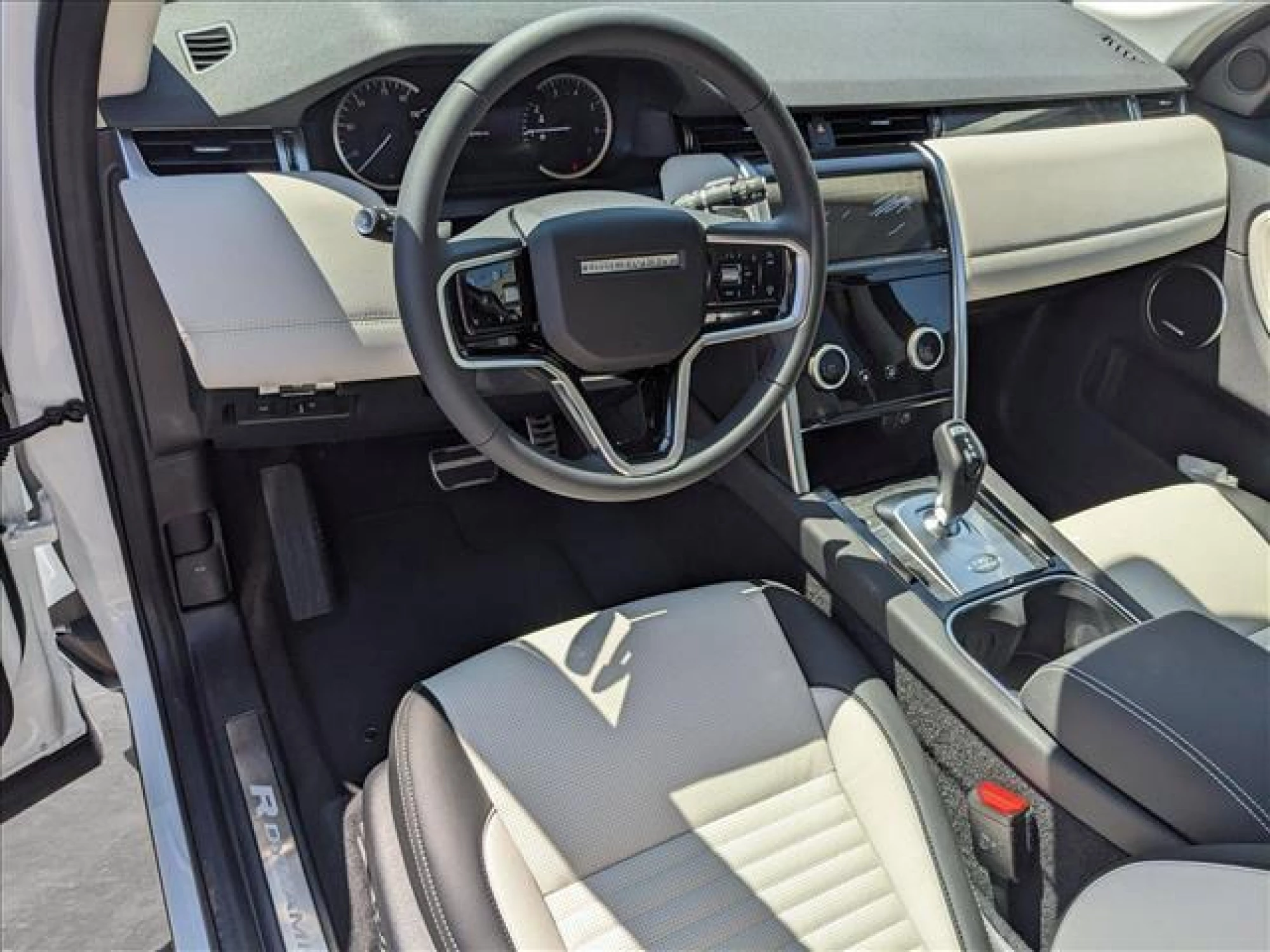 2023 Land Rover Discovery Sport SE R-Dynamic