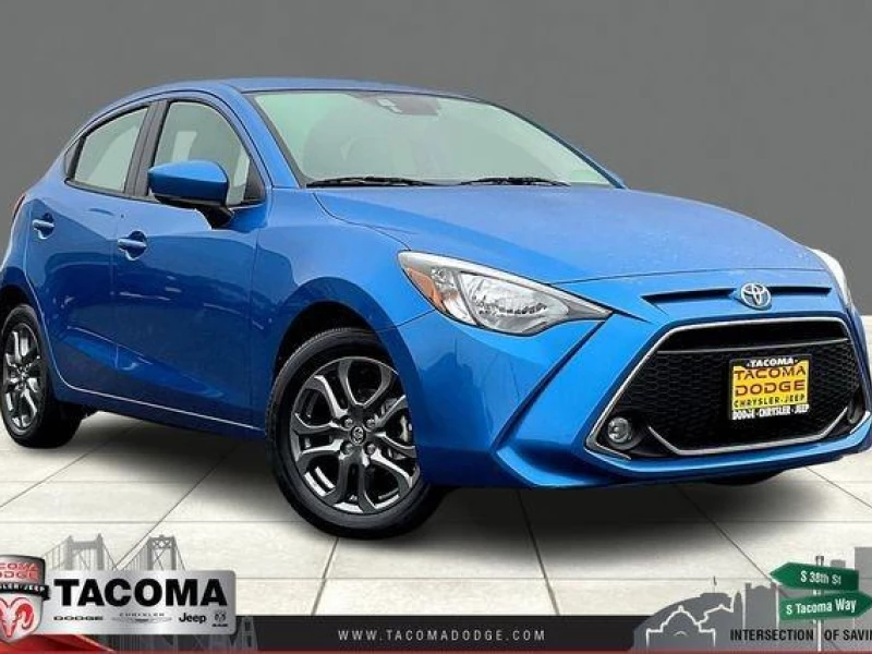 2020 Toyota Yaris Sedan LE