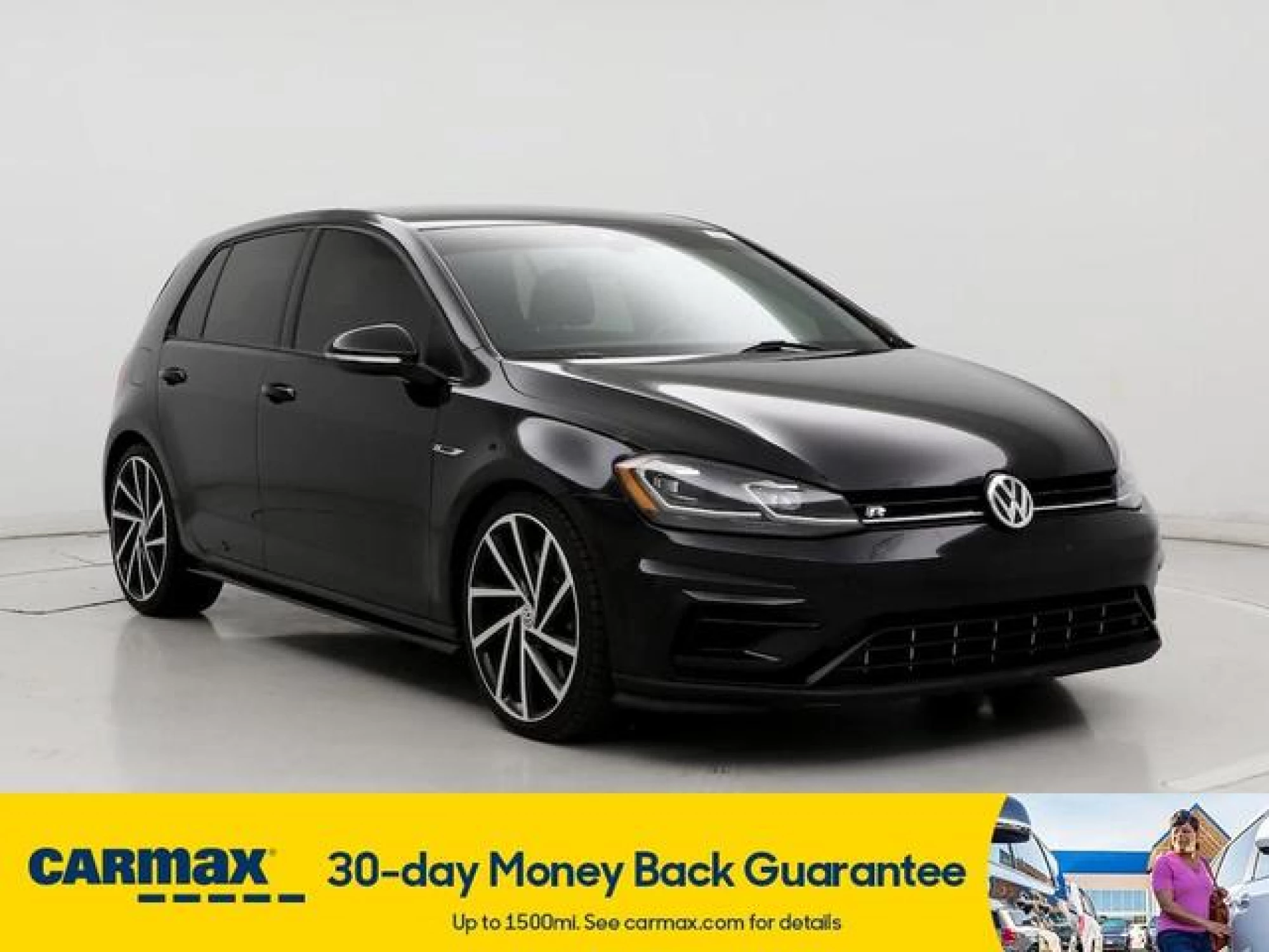 2018 Volkswagen Golf R 2.0T w/DCC &amp; Navigation