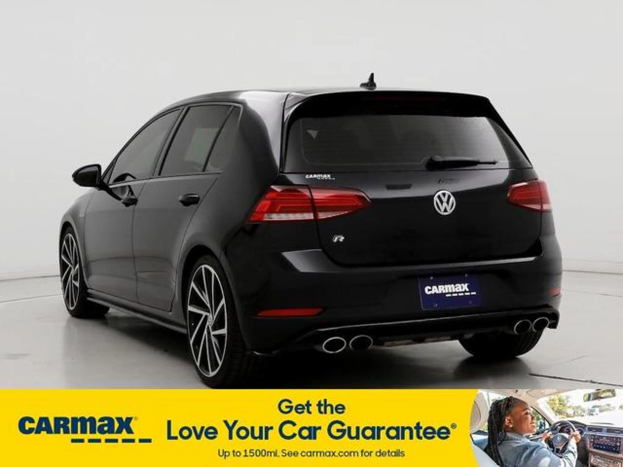 2018 Volkswagen Golf R 2.0T w/DCC &amp; Navigation