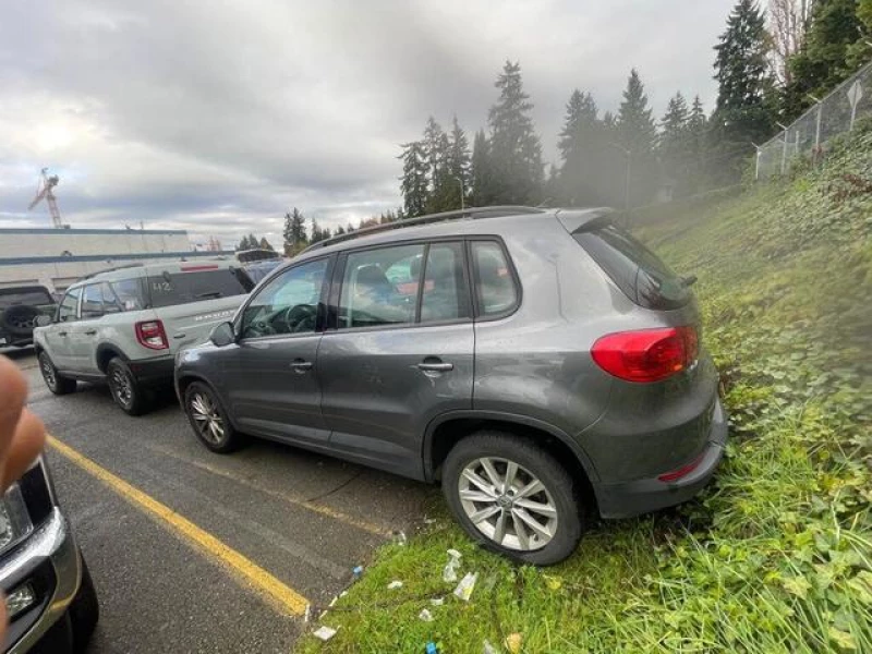 2017 Volkswagen Tiguan Limited 2.0T