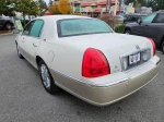 2005 Lincoln Town Car Signature Limited
